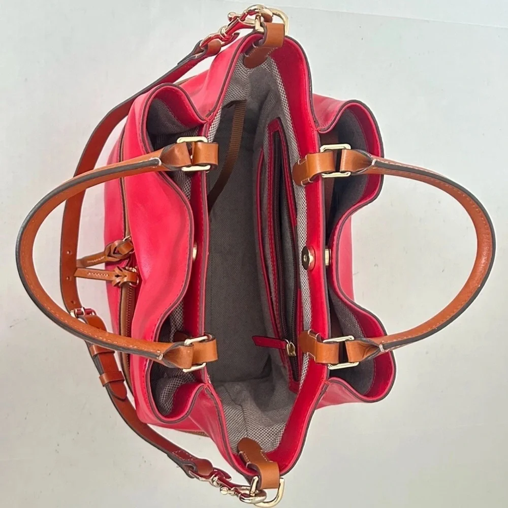 Dooney and Bourke | City Large Dawson LJ050 GE Red Leather Tote Bag